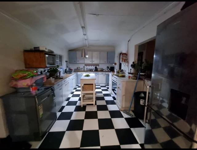 3 BEDROOM HOUSE FOR SALE IN SOPHIATOWN